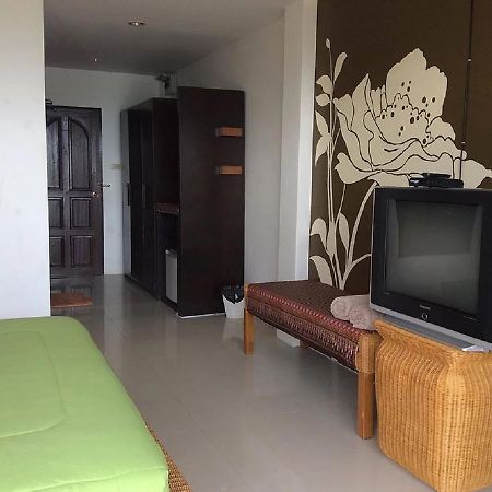 Rockwell Boutique Suites Hua Thanon  Buitenkant foto