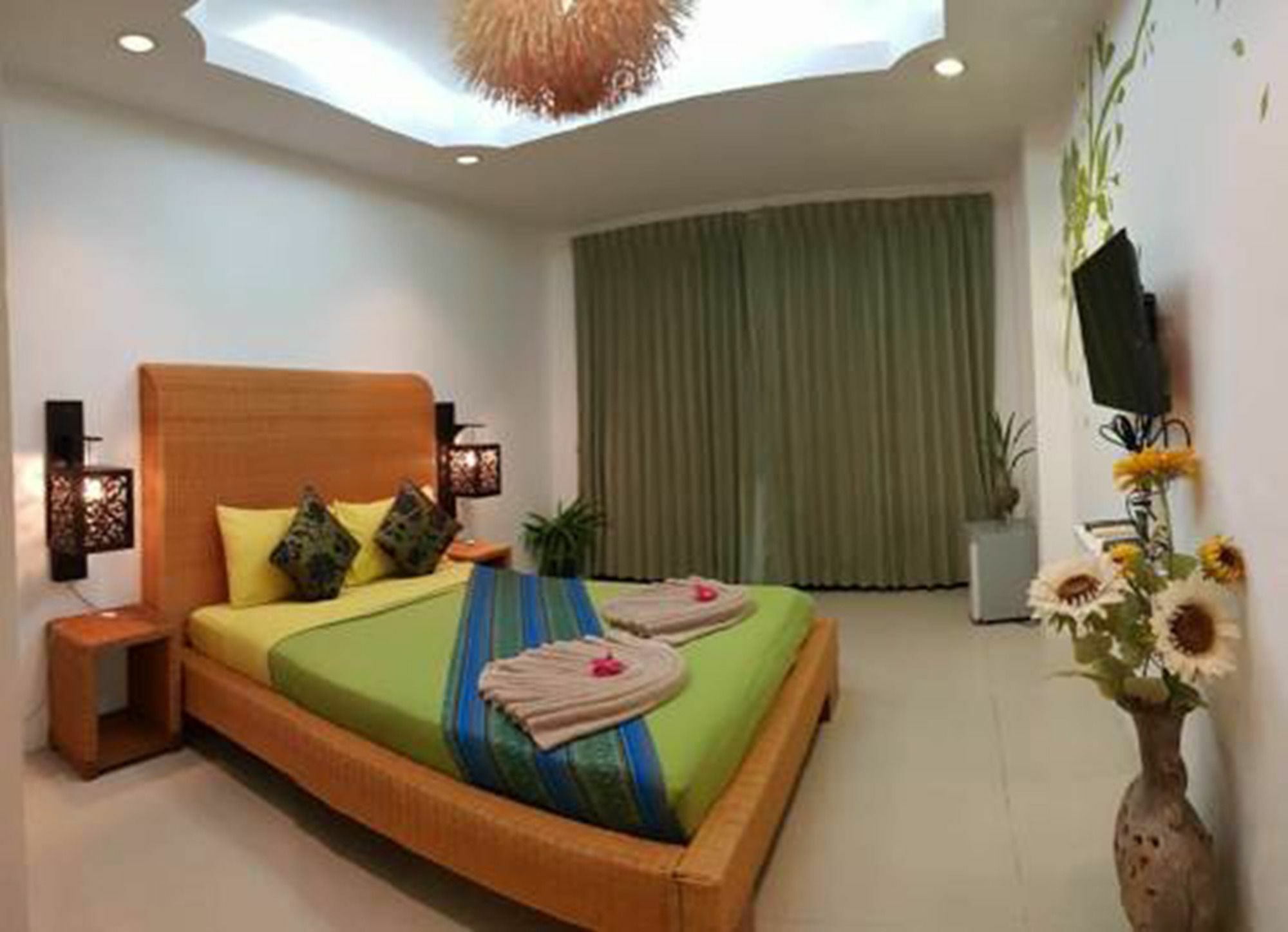 Rockwell Boutique Suites Hua Thanon  Buitenkant foto