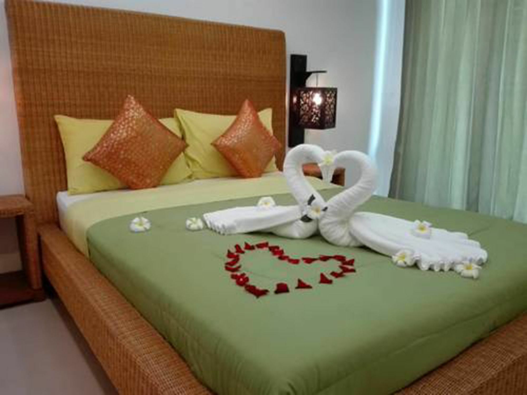 Rockwell Boutique Suites Hua Thanon  Buitenkant foto